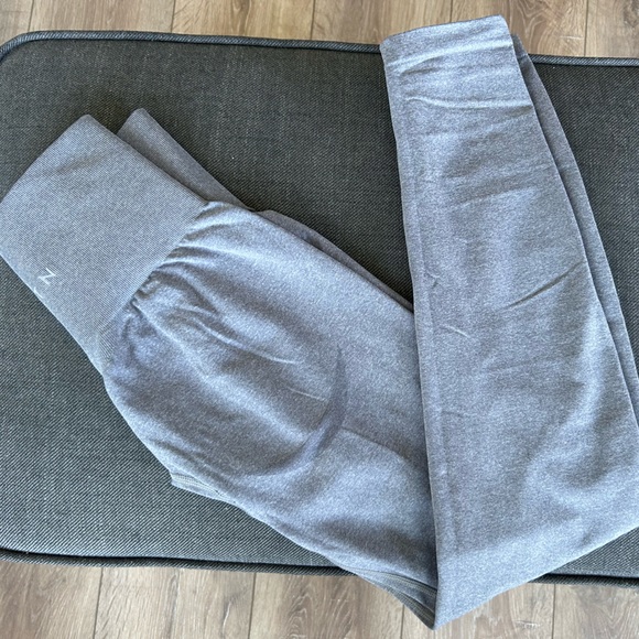 NVGTN Curve Leggings - Picture 2 of 2